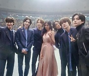 서현, 방탄소년단 대상 수상 축하하며 인증샷 "그새 RM은 어디에"