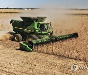 USA SOYBEAN HARVEST