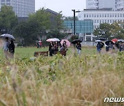 [오늘의 날씨] 경기(10일, 월)..흐리고 산발적 비