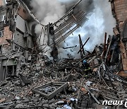 우크라 재난관리국 "수도 키이우 폭발로 사상자 발생"