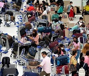 내일부터 日 무비자 여행.."한국 여행객 예약 20배 폭증"