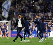 오랜 '악연'의 동해안 더비, 우승 축포 준비해 포항 원정에 나서는 울산