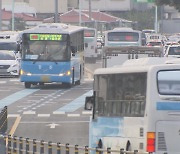 "도민 의견 더 듣겠다"..제주 버스 준공영제 개선 용역  연기