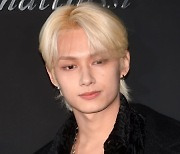 [포토] 세븐틴 준, '잘생겼다 말하기 입아파'