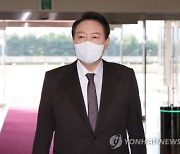 尹 "북핵 위협 날로 심각..한미동맹·한미일 안보협력 대응"