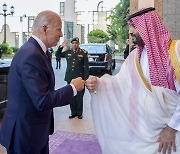 미국-사우디 오랜 밀월 깨지나 "바이든, 관계 재검토"