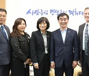 염종현 경기도의장, 美 미시간 남서부 지역 한인회장 등 접견