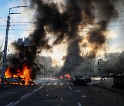 러, 우크라 도시들 무차별 공격.."전략적 가치는 낮아"