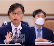 [속보]감사원장 "문 前대통령 정치 보복이란 주장, 동의 안해"