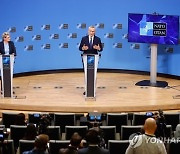 BELGIUM NATO DEFENSE MINISTERS MEETING