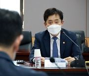 금융당국, 금융시장 점검.. "증안펀드 적시 재가동"
