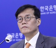 기준금리 3% 시대, 청약시장 '빨간불'..경쟁률 1년 만에 반 토막