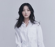 배우 송영아, '오늘도 사랑스럽개'

송이 역 낙점