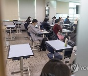 수능시험 앞두고 마지막 연습, 고3 전국연합학력 평가 실시