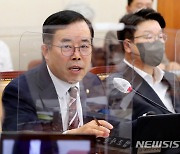 與, '카카오 사태' 김범수 소환에 신중론..내일까지 여야 협의