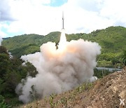 "중국, 강대한 전략 억지 핵전력 증강하겠다" 시진핑 총서기