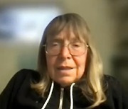 Raise kids fearless so they can have better chance for success: Esther Wojcicki