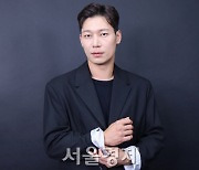 [인터뷰①](영상) 박훈 "'공조2'·'한산' 연달아 출연, 흥행요정 해도 될까요"