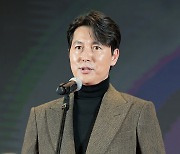 정우성, 시상식 빛내는 잘생김[포토엔HD]