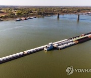 USA LOW WATER IN THE MISSISSIPPI RIVER SYSTEM