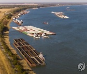 USA LOW WATER IN THE MISSISSIPPI RIVER SYSTEM