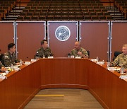 JCS chief visits US strategic, space commands