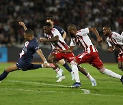 음바페 거만한 이유 있었네, PSG 사실상 '호구 수준' 퍼줬다