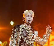 [Herald Review] SHINee's Key invites fans to enjoy the best night at 'Keyland'