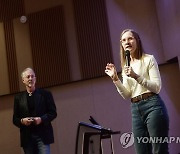 샘 리처드-로리 멀비, 미 부부 사회학자 건국대 특강