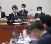 [포토]인사청문회, '답변하는 이주호'