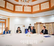 한-EU "美 IRA 우려 해결 위한 공조방안 마련하자"