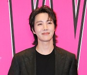 [포토] BTS 제이홉, '미소가 아름다운 월드스타'