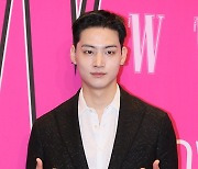 [포토] 갓세븐 JB, '파워 눈빛'