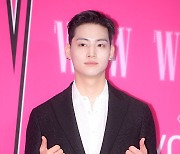 [TD포토] 포즈 취하는 JB