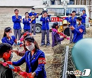 [데일리 북한] 경제 현장엔 '사상 공세'…지역은 건설 성과 줄이어