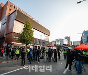 1020 놀이문화 된 美 축제…"가면·분장으로 욕망 표출"