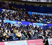 만원 관중 몰렸던 WKBL 개막전, 안전 또 안전