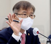 [이태원 참사] 이정식 고용부 장관 "유가족, 휴가·휴직 어려움 없도록 지원"