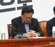 與, 이태원 참사에 "대외활동 자제·언행 주의해달라"(종합)