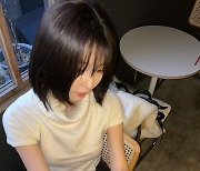 주현영, 팬들 설레게 하는 러블리 셀카…베일 듯한 콧대[스타IN★]