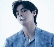 방탄소년단 뷔 日인기랭킹 82주 연속 1위..뷔 보그코리아 열도 점령