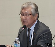 기자간담회하는 박기출 PG홀딩스그룹 회장