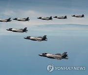 F-35B 등 240여대 출격…한미 공중훈련 `비질런트 스톰` 시작