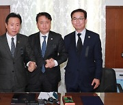 충북도-충북도교육청 무상급식 식품비 분담 전격 합의