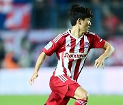 황인범, 한 달여 만에 시즌 2호 도움···올림피아코스, 라미아에 2-0 승리