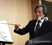 정기석 "완전 새 변이 등장하지 않으면 내년봄 실내마스크 해제"