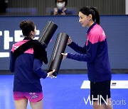 [Ms포토]김연경 '땡큐 나희~'