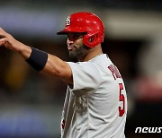 MLB 전설 푸홀스, 은퇴 공식화…700홈런 달성하며 화려한 마무리