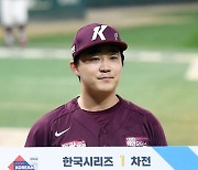 [포토]역전 홈런에 적시타 키움 전병우, 1차전 MVP