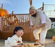 '엄마' 배윤정의 간절한 바람.."아프지 말고 지금처럼만"